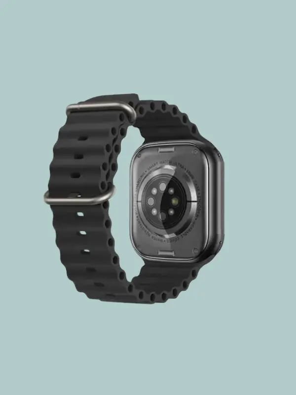 T800 smartwatch with notifications from messages and social media apps
